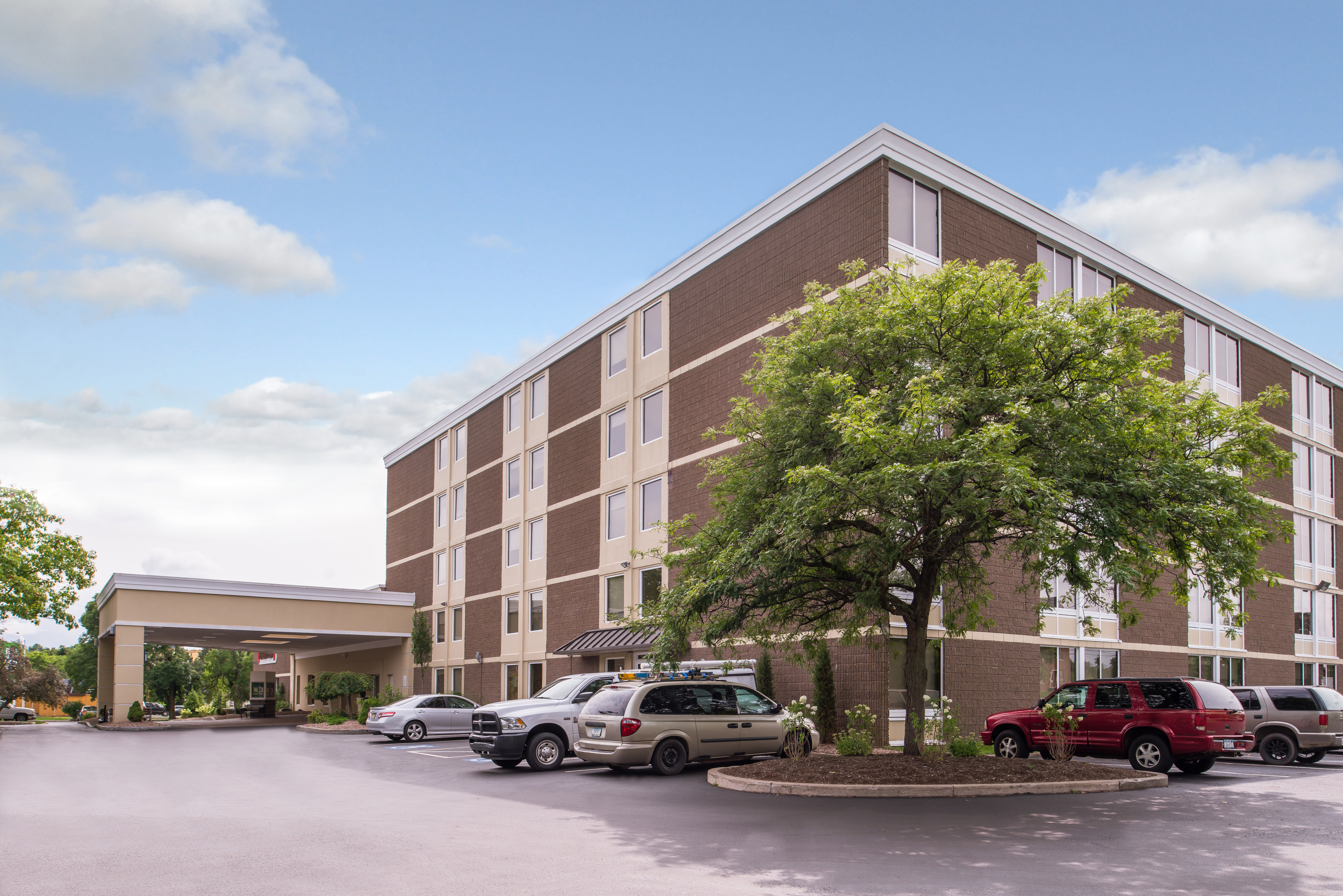 Holiday Inn Auburn Finger Lakes Region 68/75