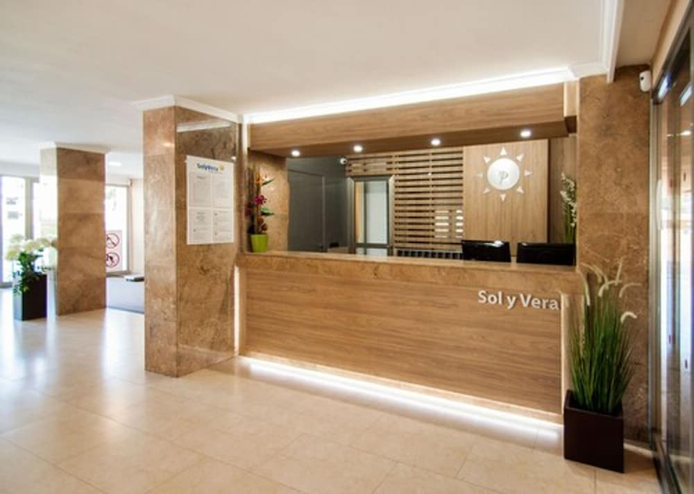 Sol Y Vera Apartments 6/49