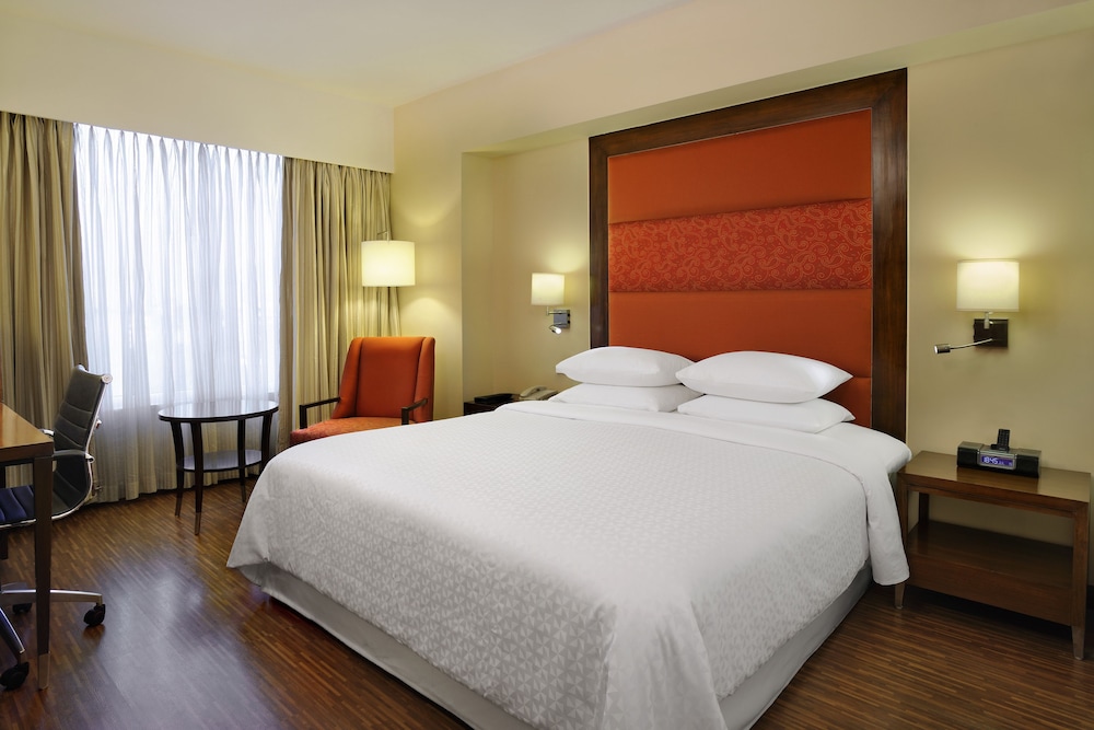 Four Points By Sheraton Ahmedabad 11/41