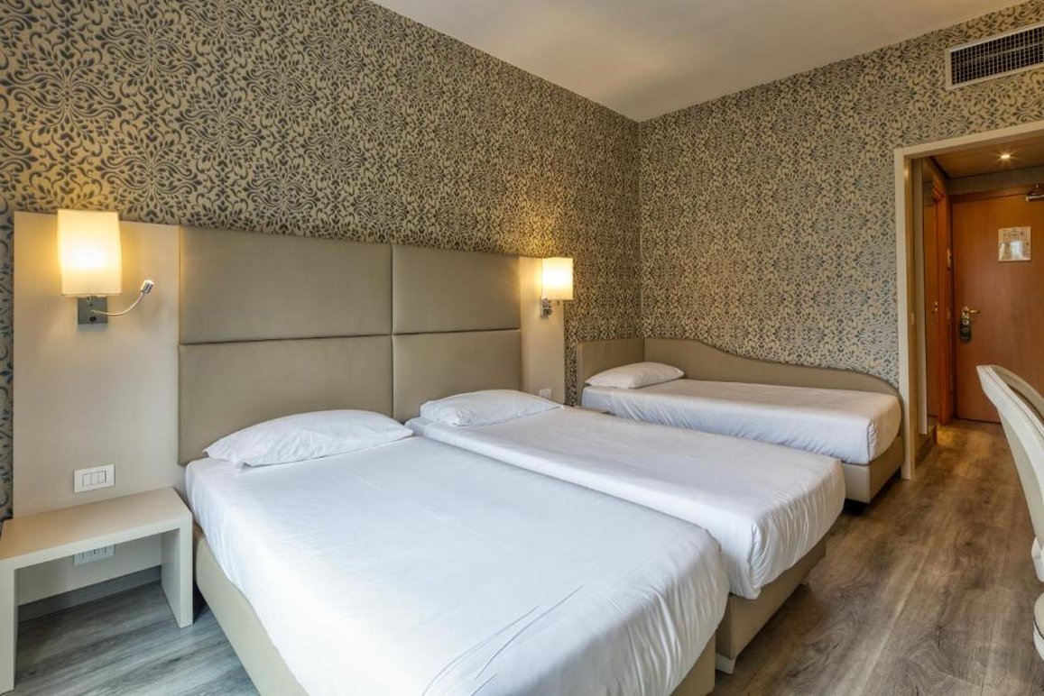 Hotel Nasco 12/62