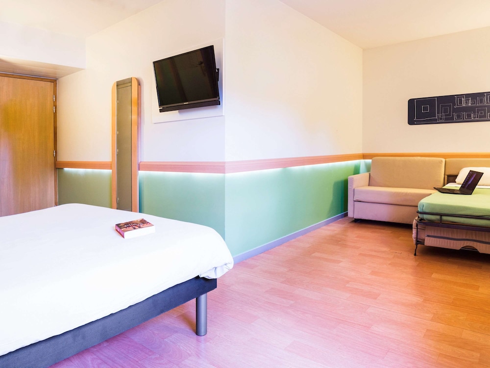 Ibis Budget Valence Sud 27/48