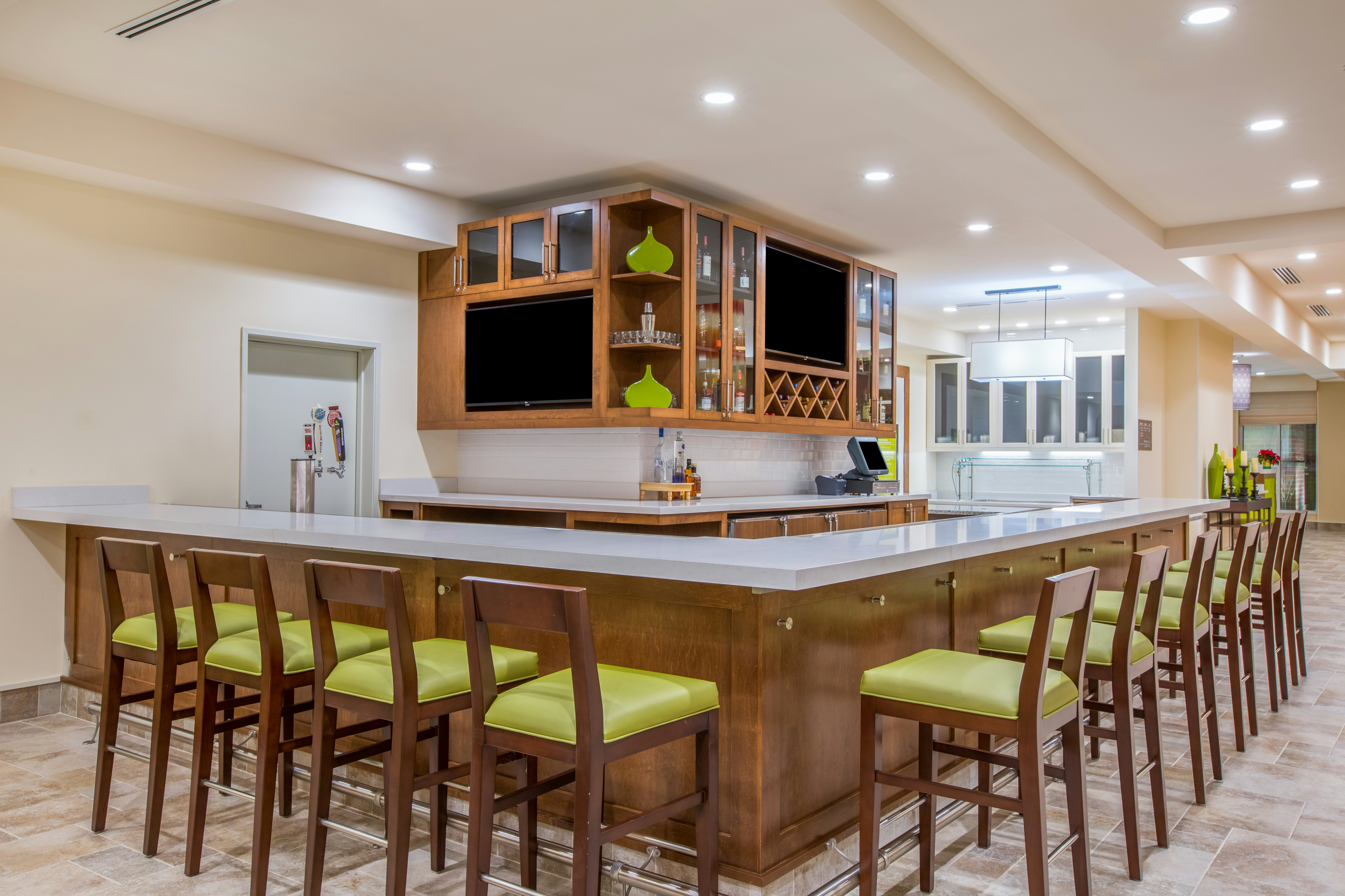 HILTON GARDEN INN OLYMPIA 32/49