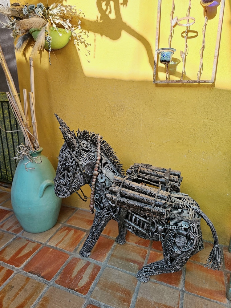 Cabo Inn Hotel 50/61