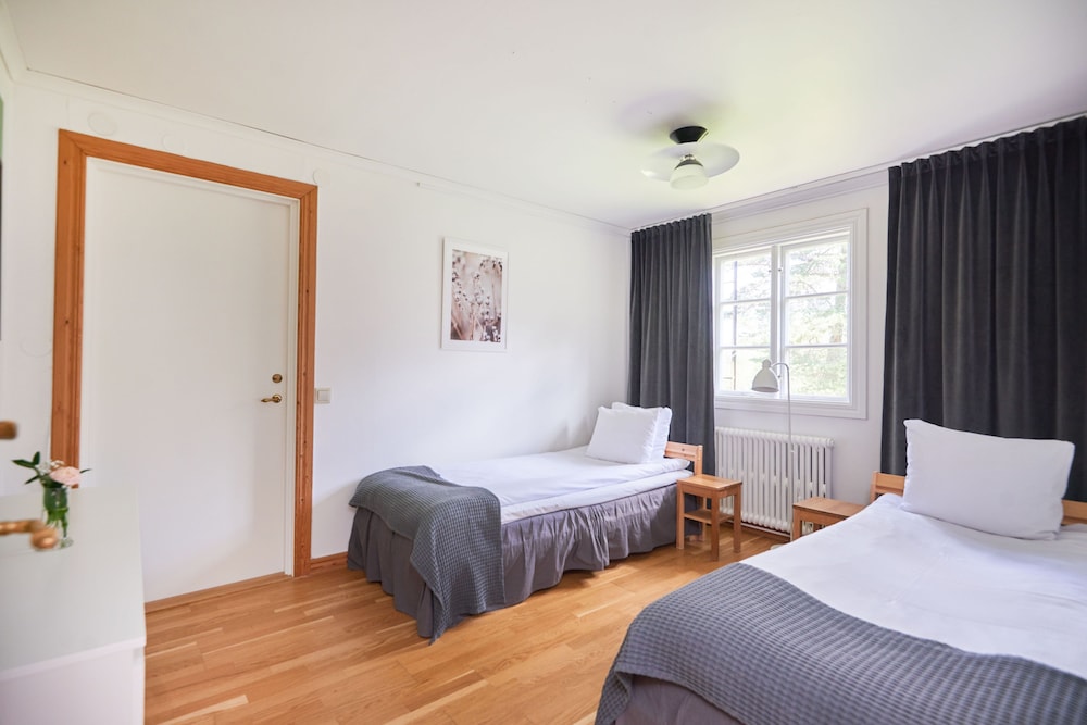 Hotel Mullsjo 6/50