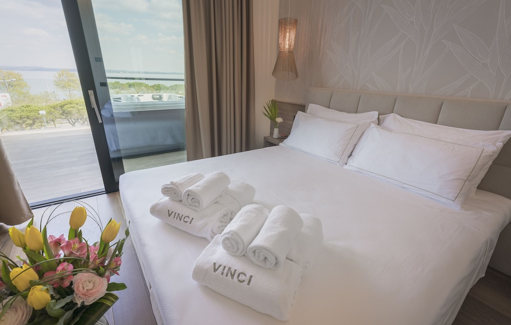 Hotel Vinci 5/24