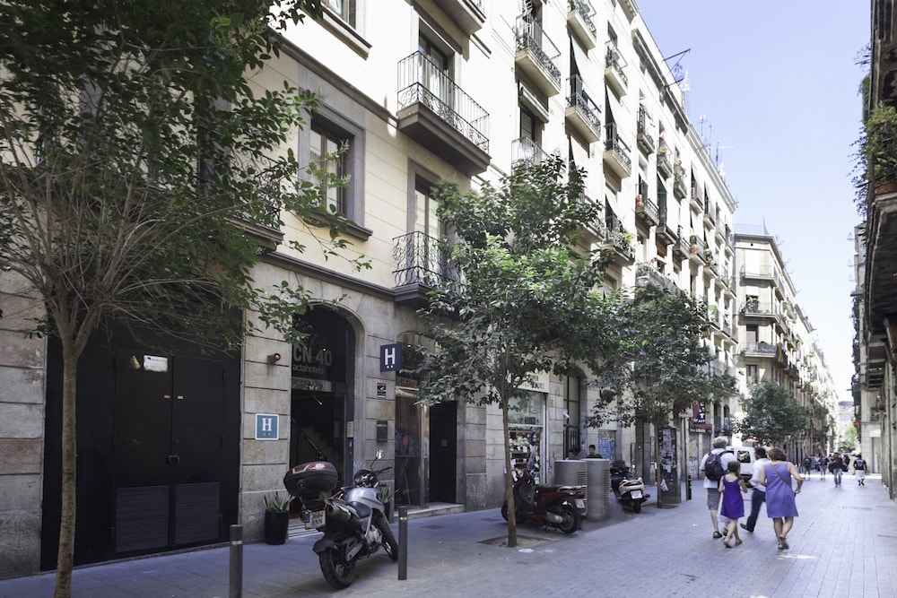 Acta Bcn 40 51/54