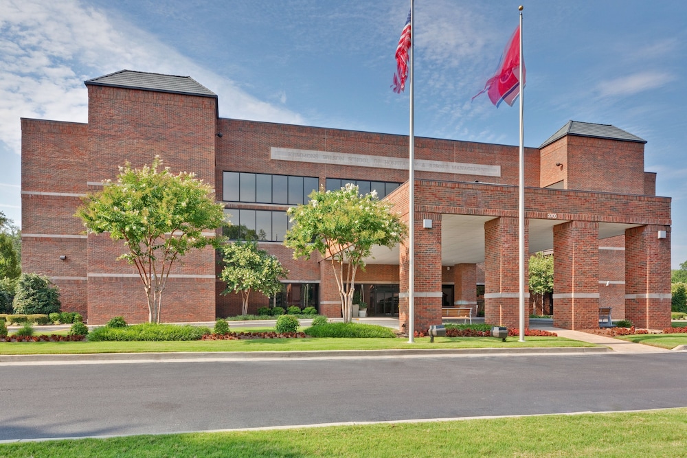 Holiday Inn Memphis University of Memphis 3/39