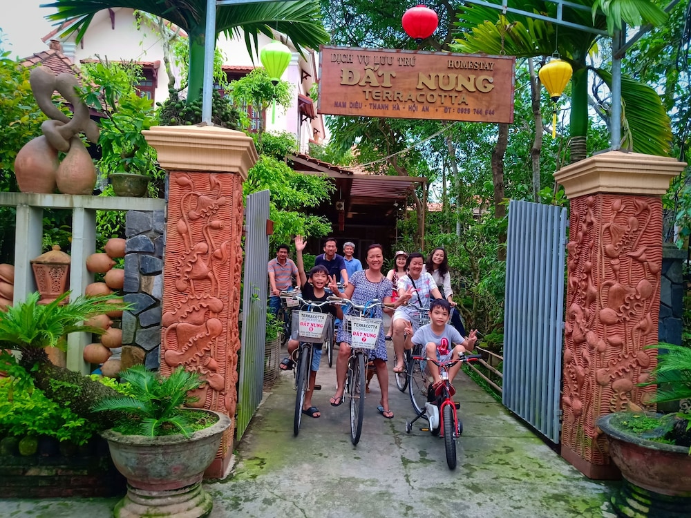 Terra Cotta Homestay And Hostel photo4
