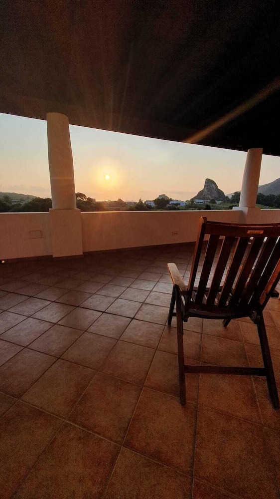 Garden Hotel Vulcano 63/72