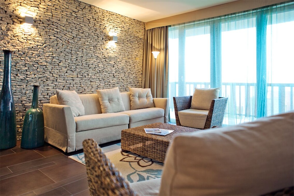 Echo Residence All Suite Hotel 16/50