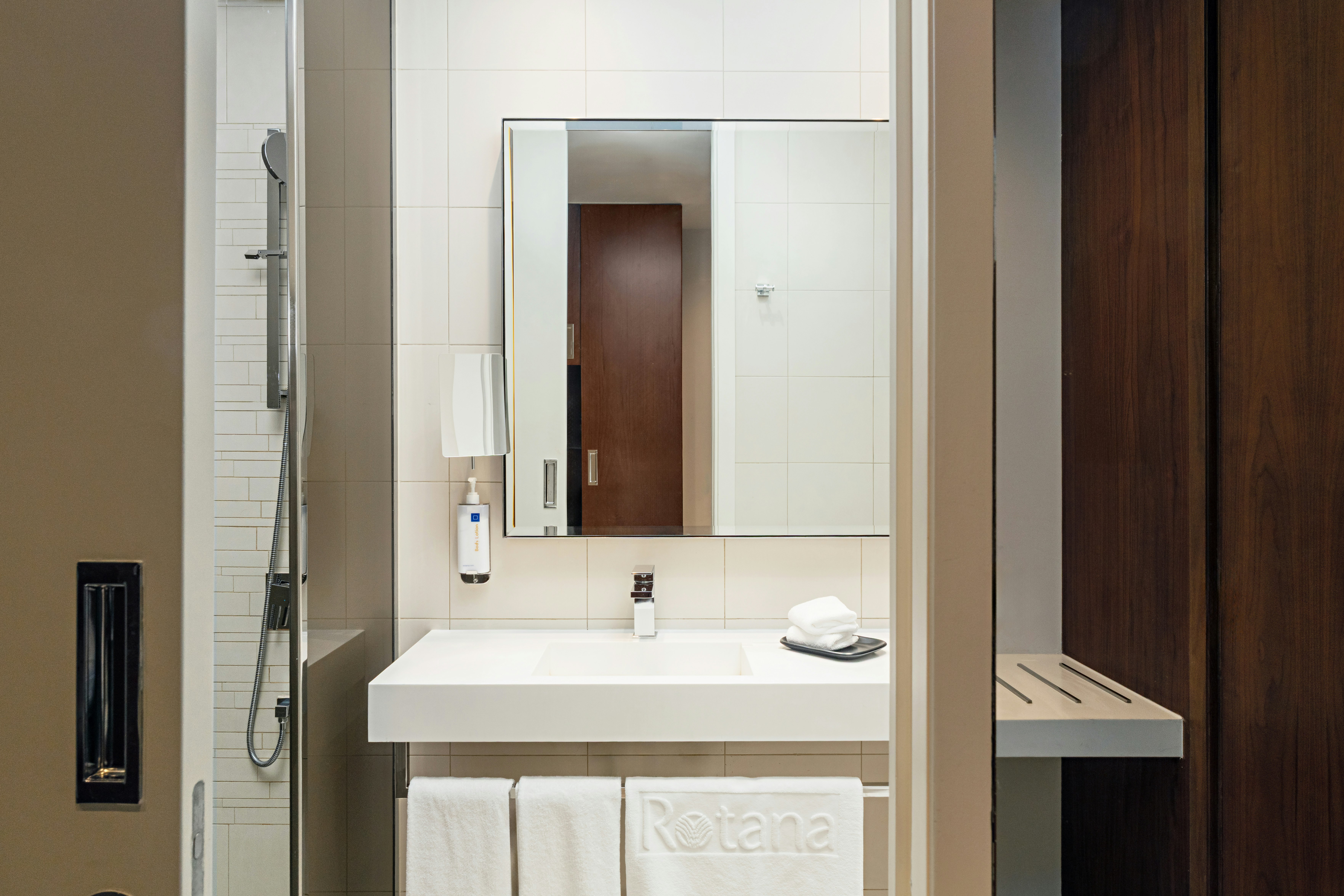 غرفة بسرير كوين في طابق مرتفع، سنترو عليا من روتانا(Centro Olaya By Rotana) 8/8