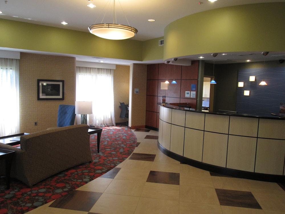 Holiday Inn Express Hotel Suites Atlanta East Lithonia 14/66