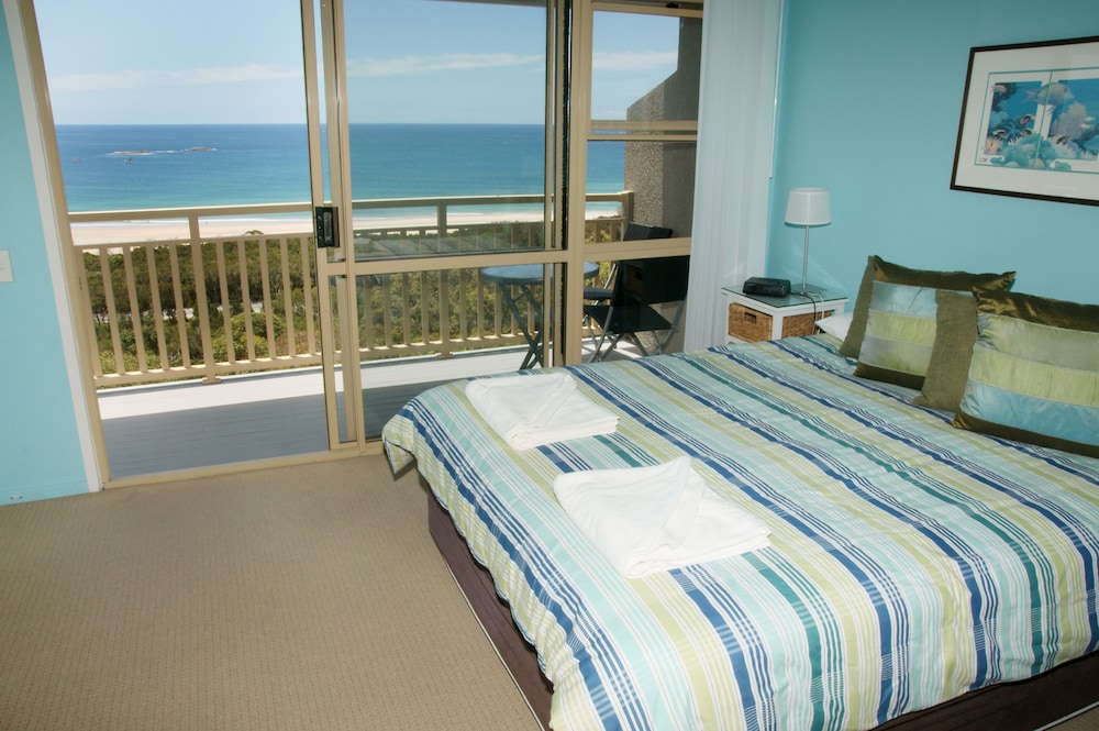 Pandanus Palms Resort 12/50