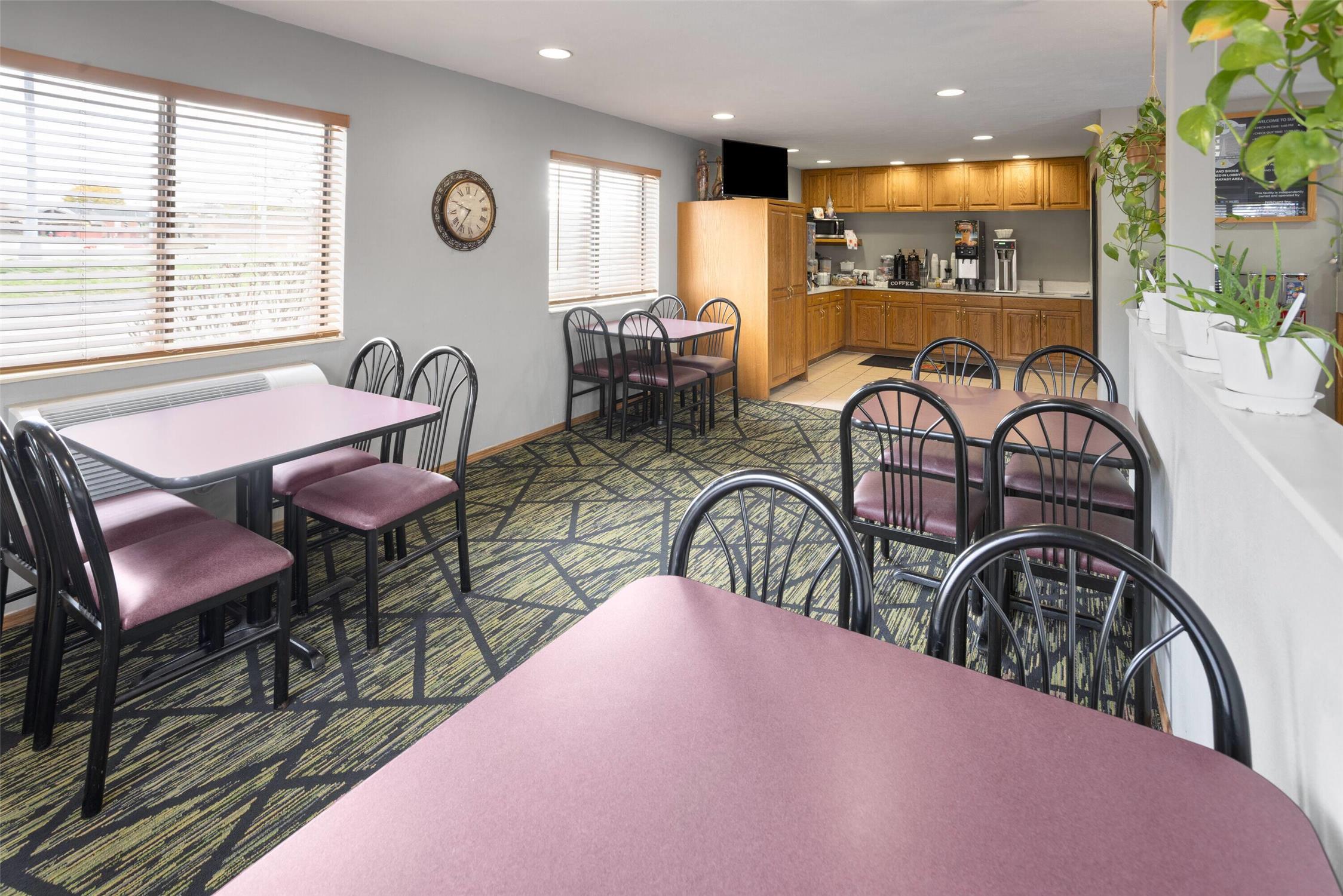 Super 8 By Wyndham New Stanton 13/16