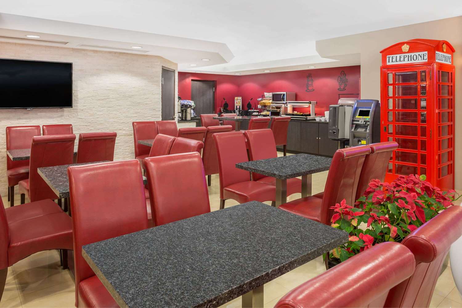 Ramada By Wyndham Miami Springs/Miami International Airport 41/48