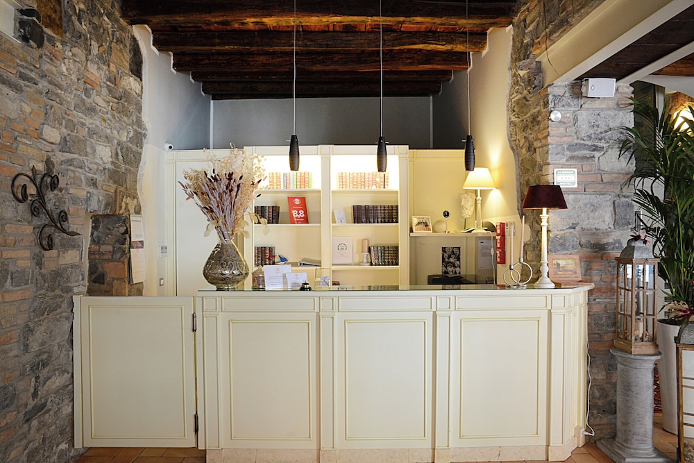 BORGO ANTICO HOTEL 7/69