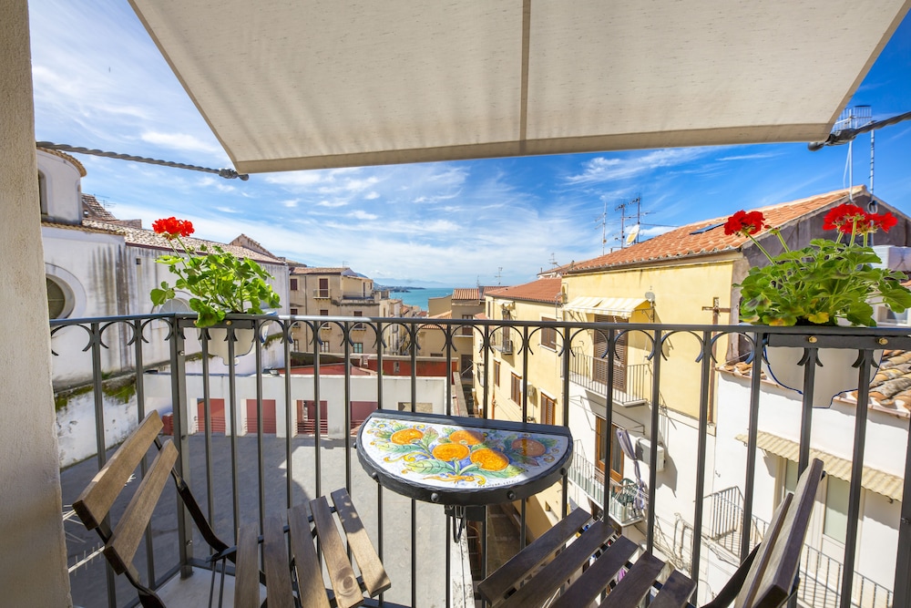 Casa Carmine Cefalu Rentopolis 25/35