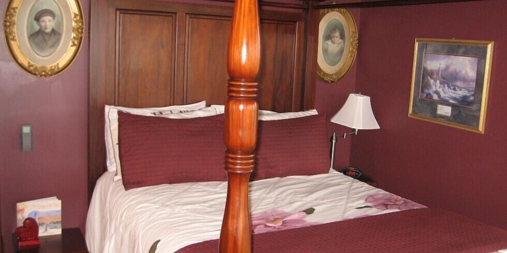 The Collins Inn And Seaside Cottages - Adults Only 36/77