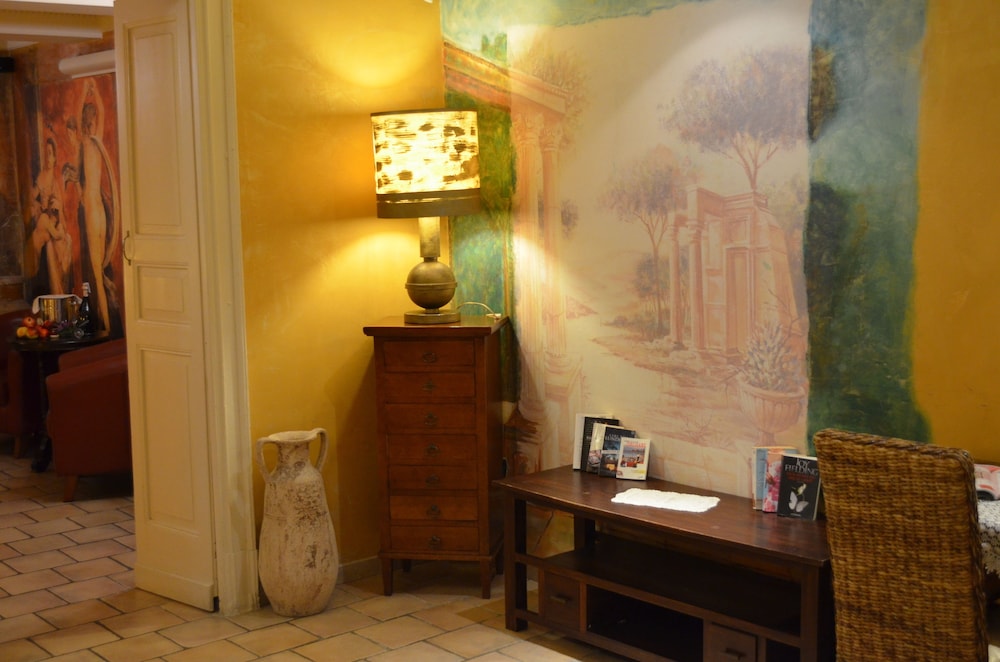 Lobby at Hotel Villa Antica Tropea, TROPEA