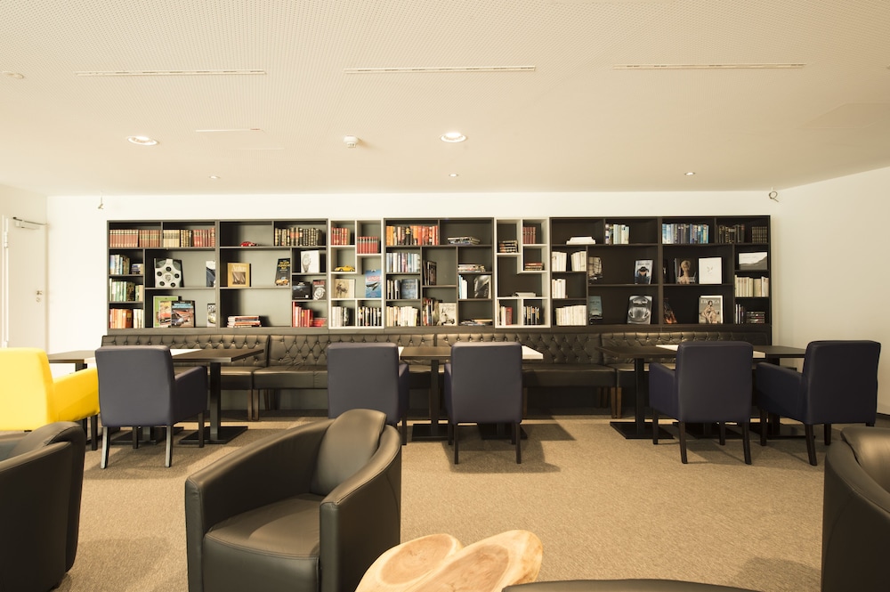 Carathotel Dusseldorf City 25/32