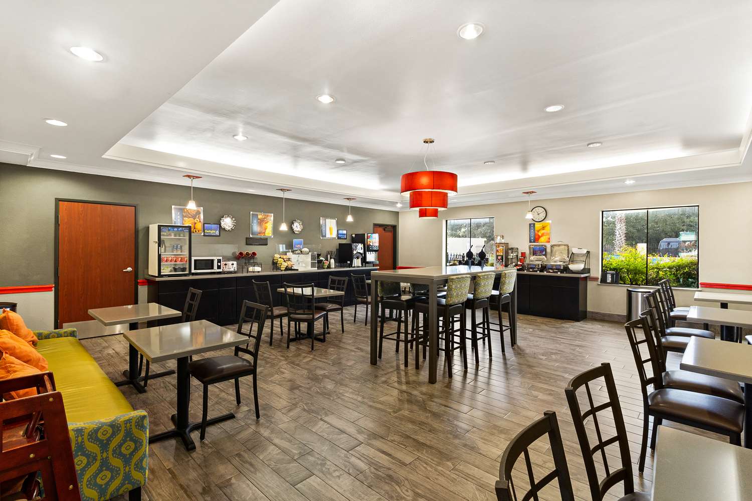Best Western Galleria Inn & Suites Houston 6/10