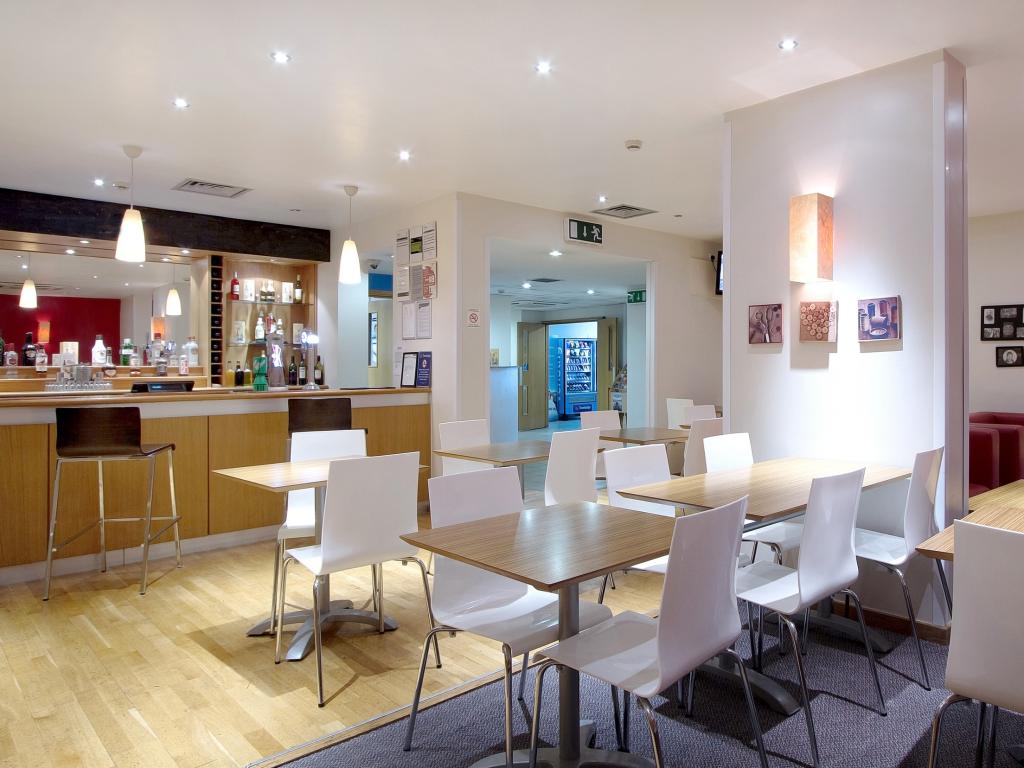 Travelodge Preston Central 21/23
