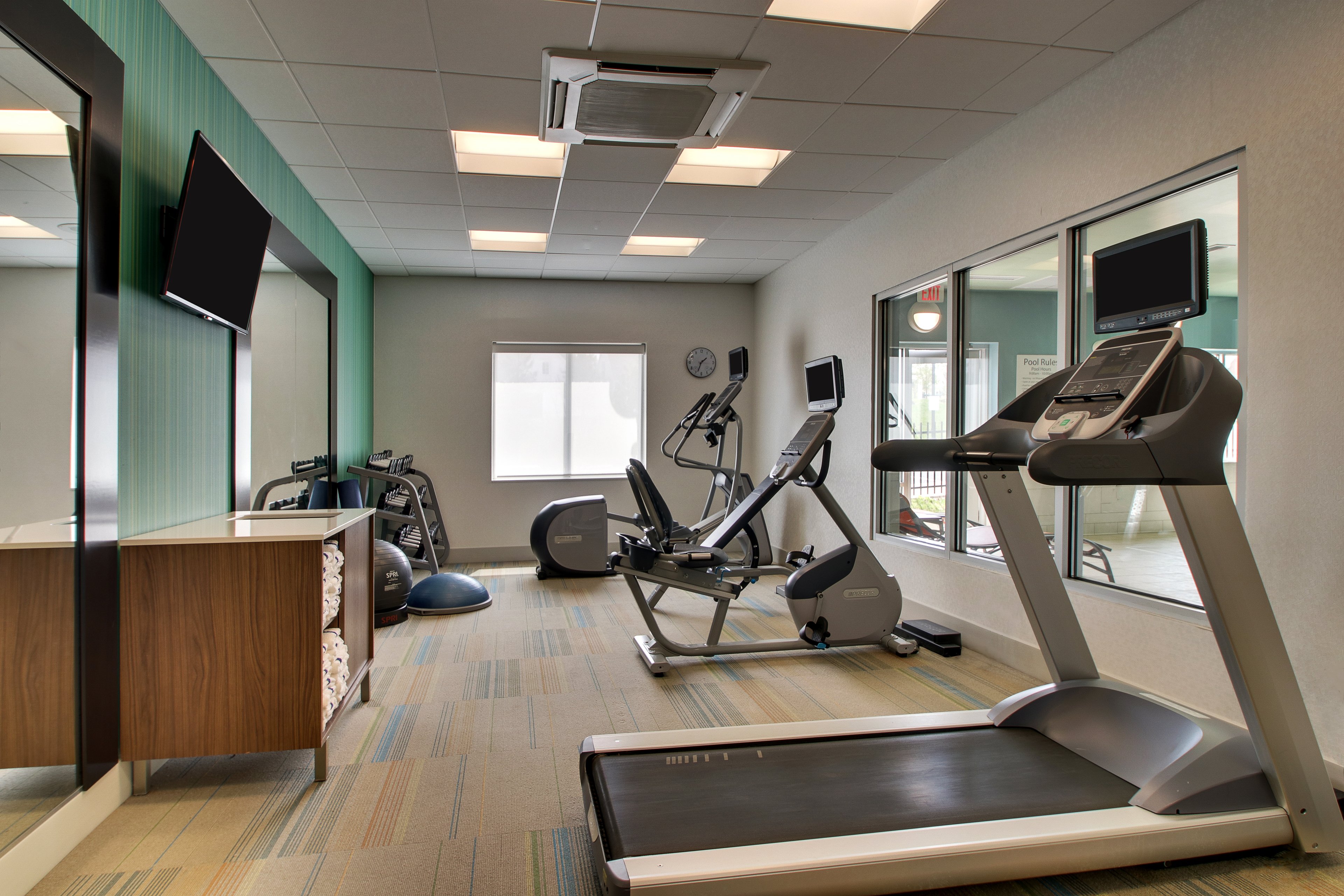 Holiday Inn Express Suites Lancaster East Strasburg 31/52
