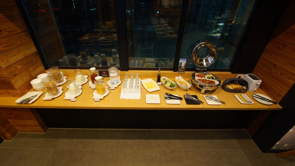 Cplus Residence Hotel 10/18