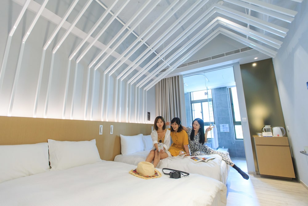 SUPERIOR, QUADRUPLE, 2 DOUBLE BEDS