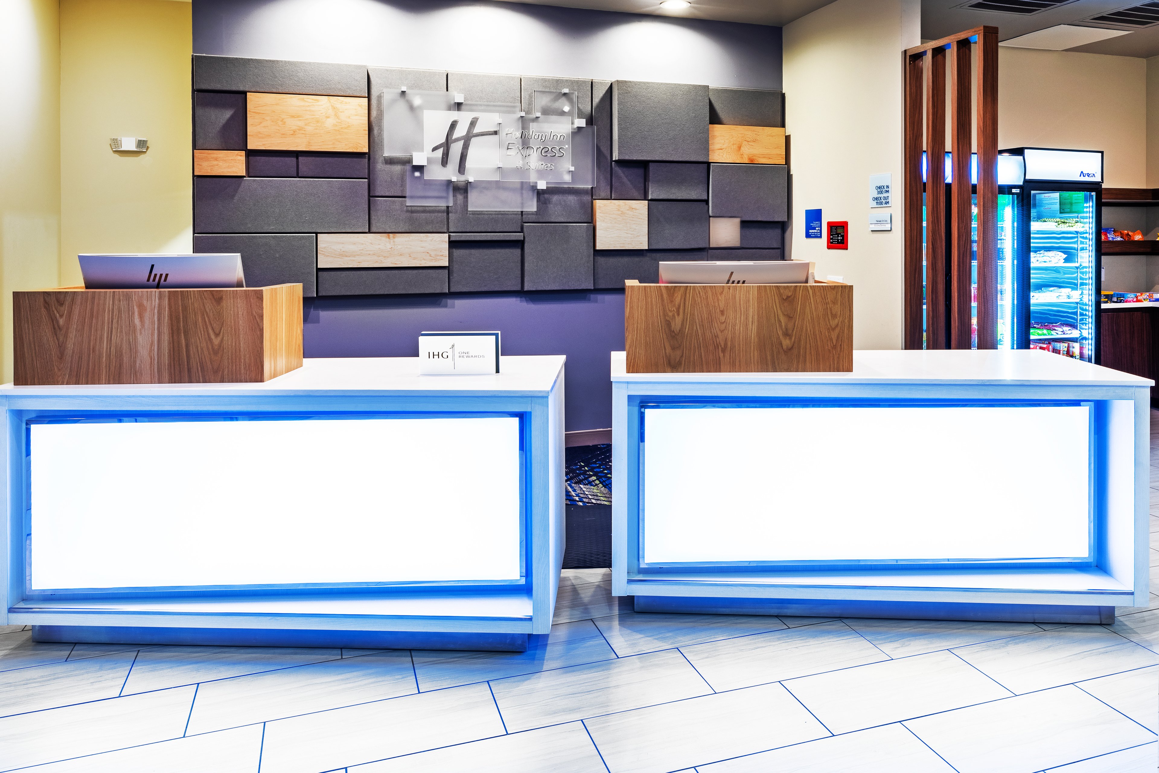 Holiday Inn Express & Suites Houston - N Downtown 11/48