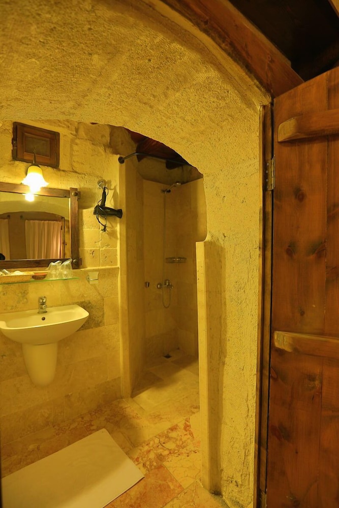 Aydinli Cave House 22/66