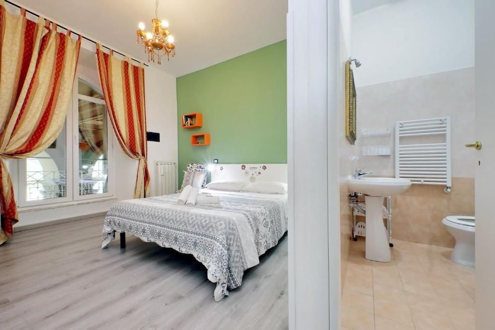 Lucky Holiday Rooms 18/47