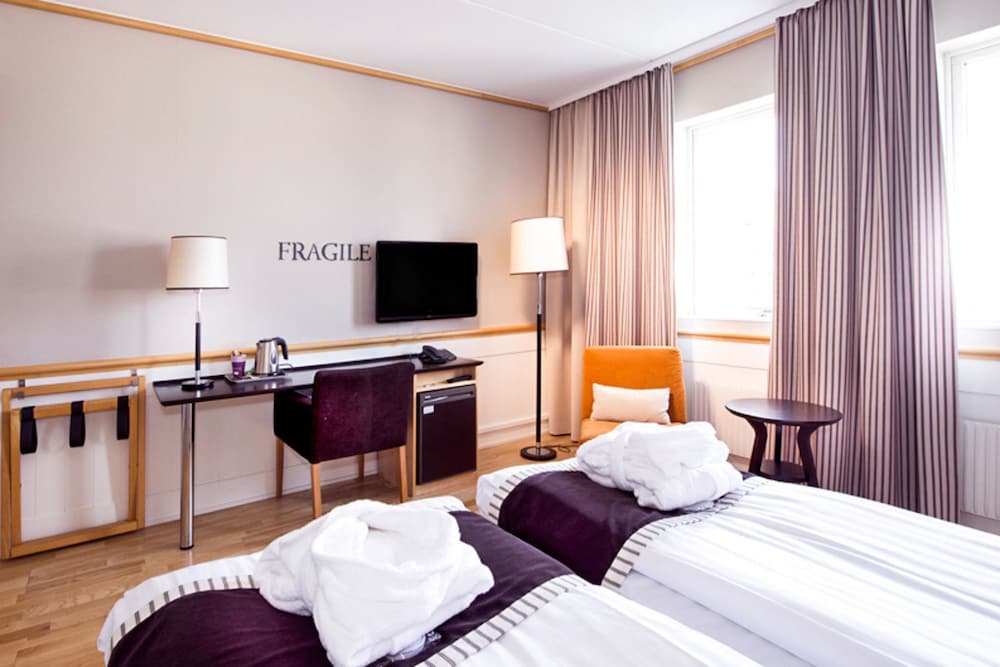 Home Hotel Fregatten 9/50