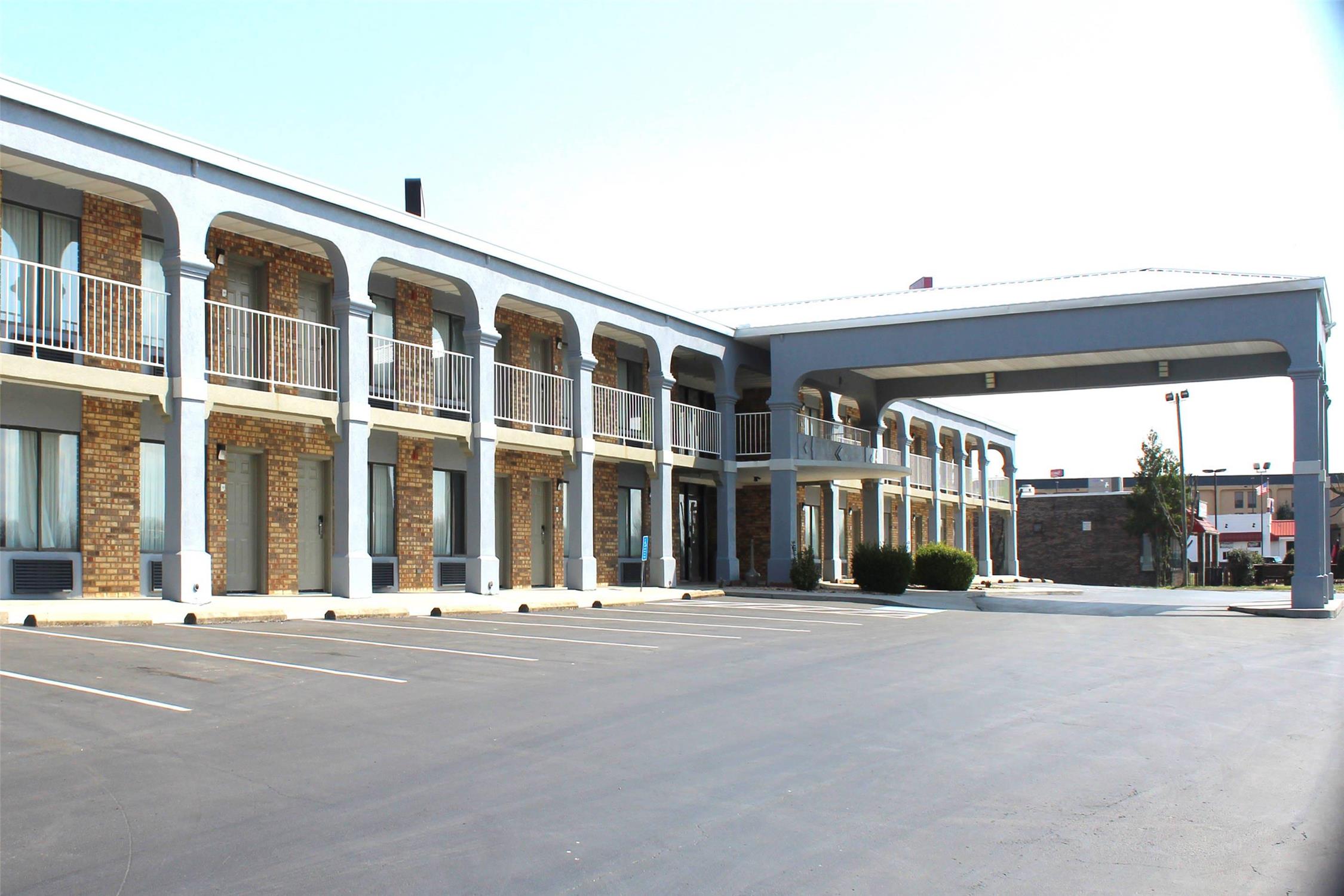 Econo Lodge Franklin South KY 17/19