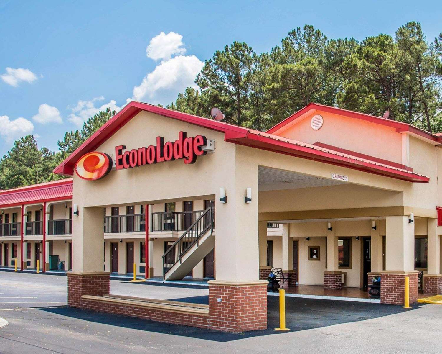 Econo Lodge Richmond Hill, GA 3/13