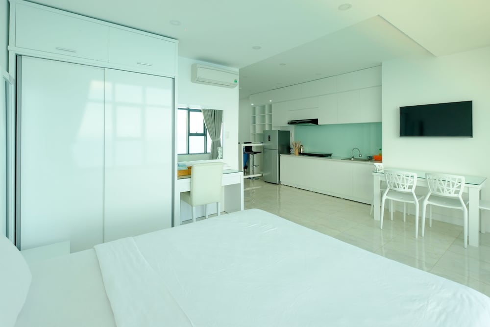 Sunrise Ocean View Apartment 38/77