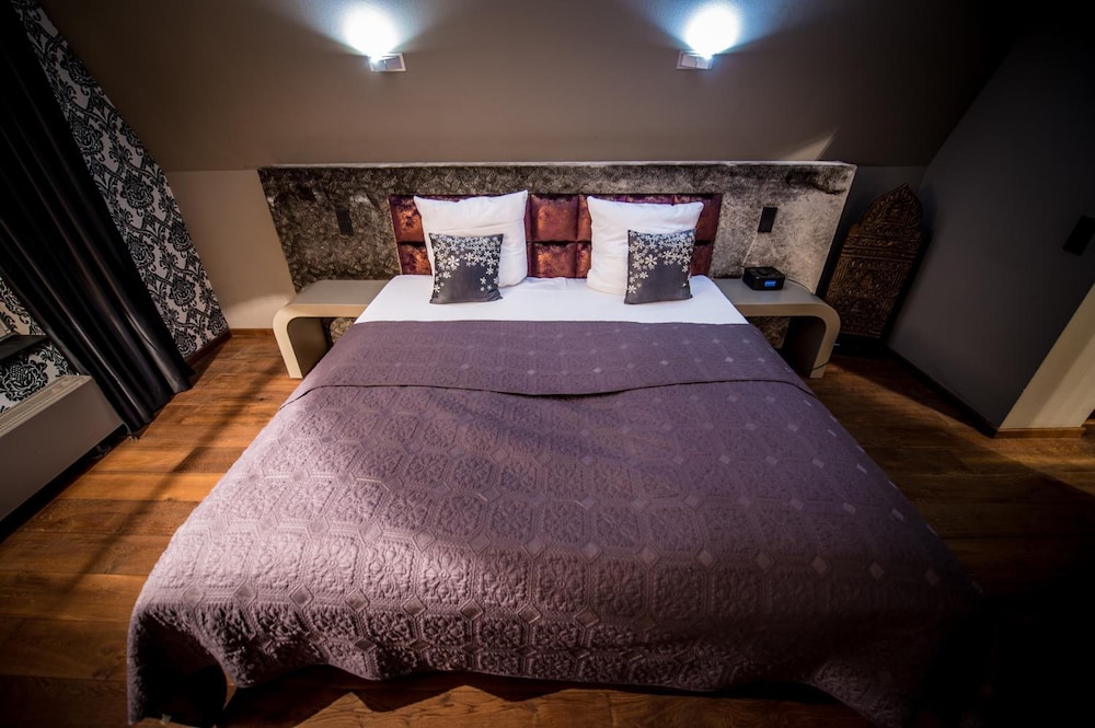 Hotel Rosenmeer 12/50