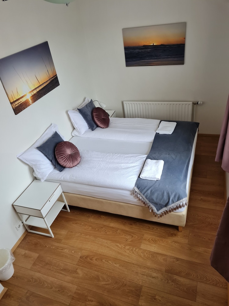 Höfn Guesthouse 6/26