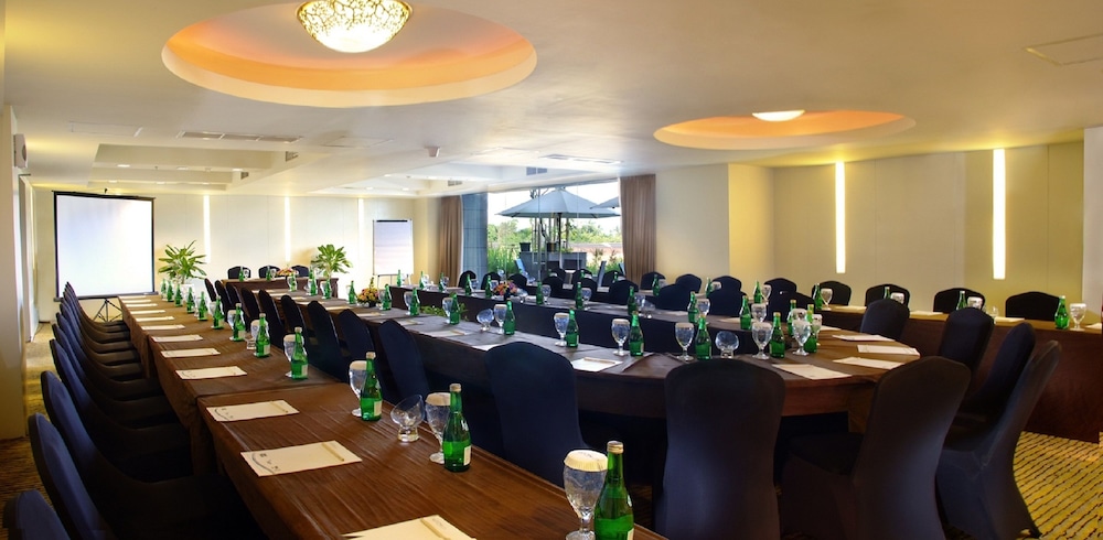 Aston Kuta Hotel and Residence 54/65