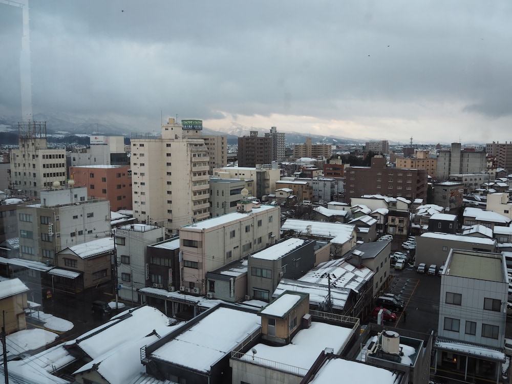 Nagaoka Grand Hotel 4/57