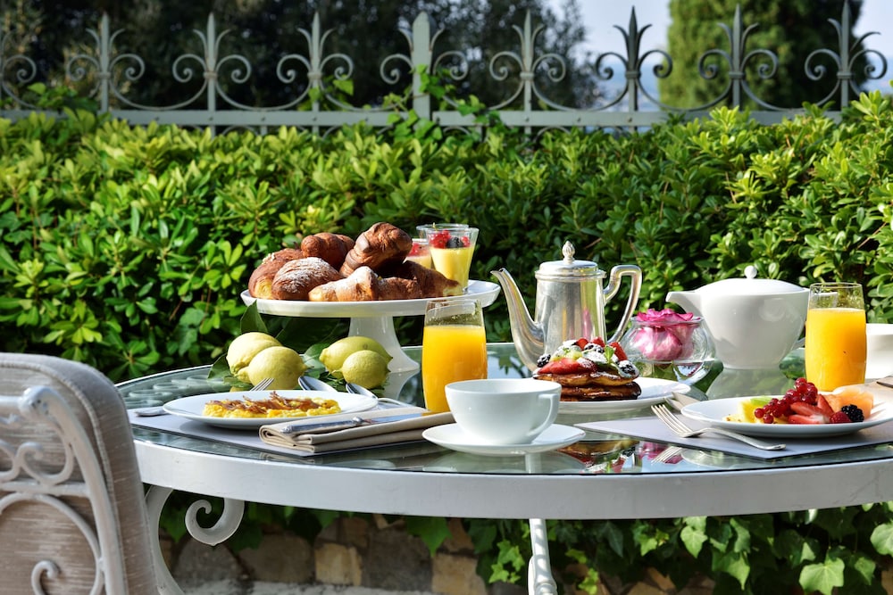 Villa Cortine Palace Hotel 43/57