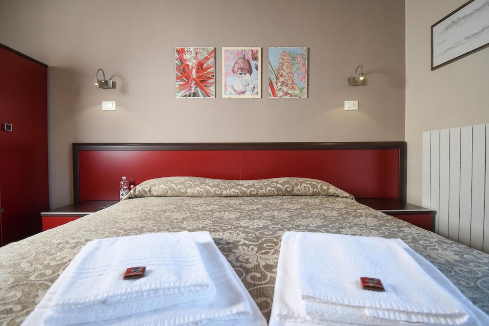 B And B Bergamo Romantica 5/19