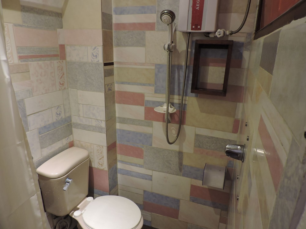 Orange Mangrove Pension House by SMS Hospitality 24/60