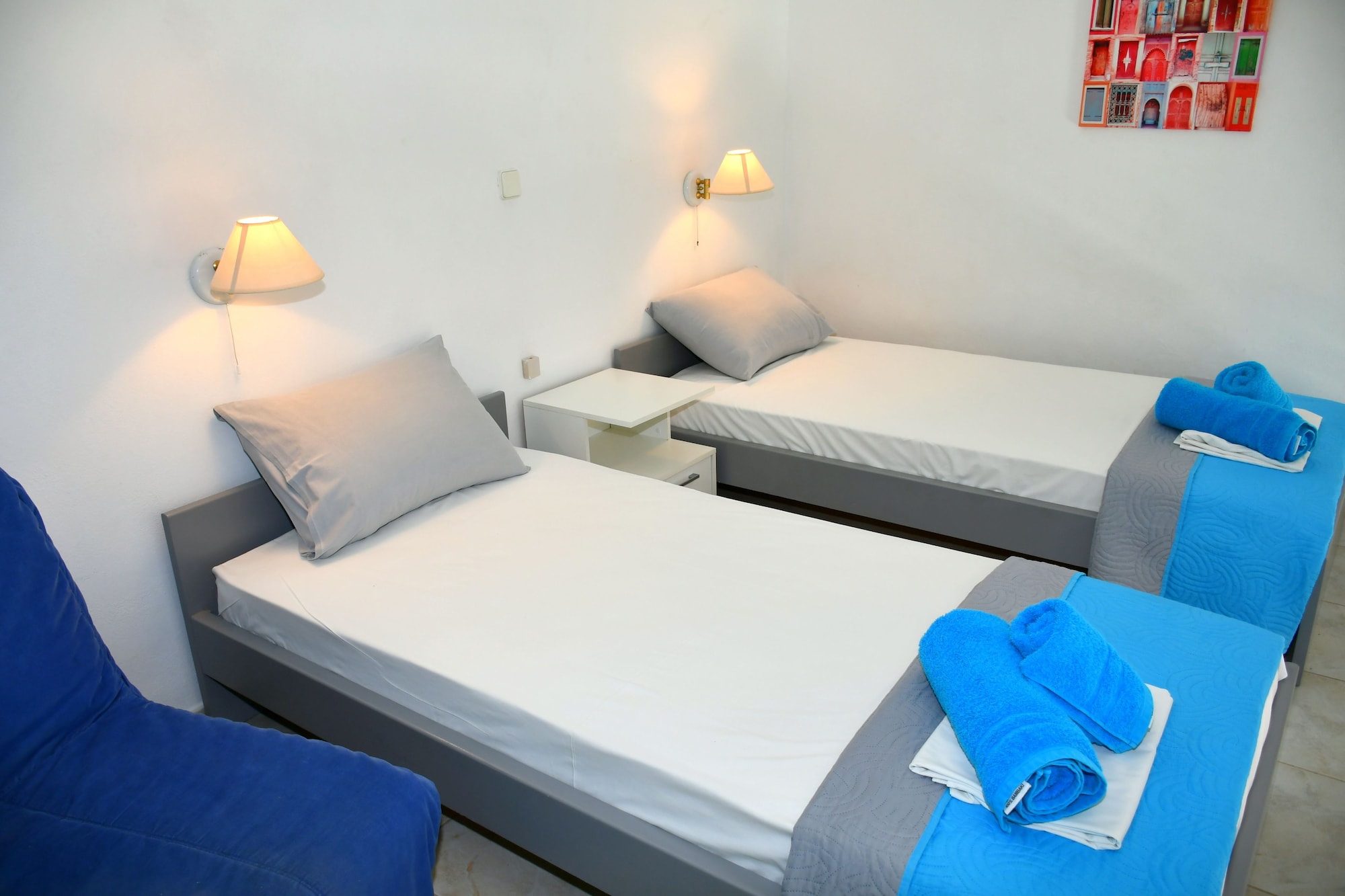 DUPLEX