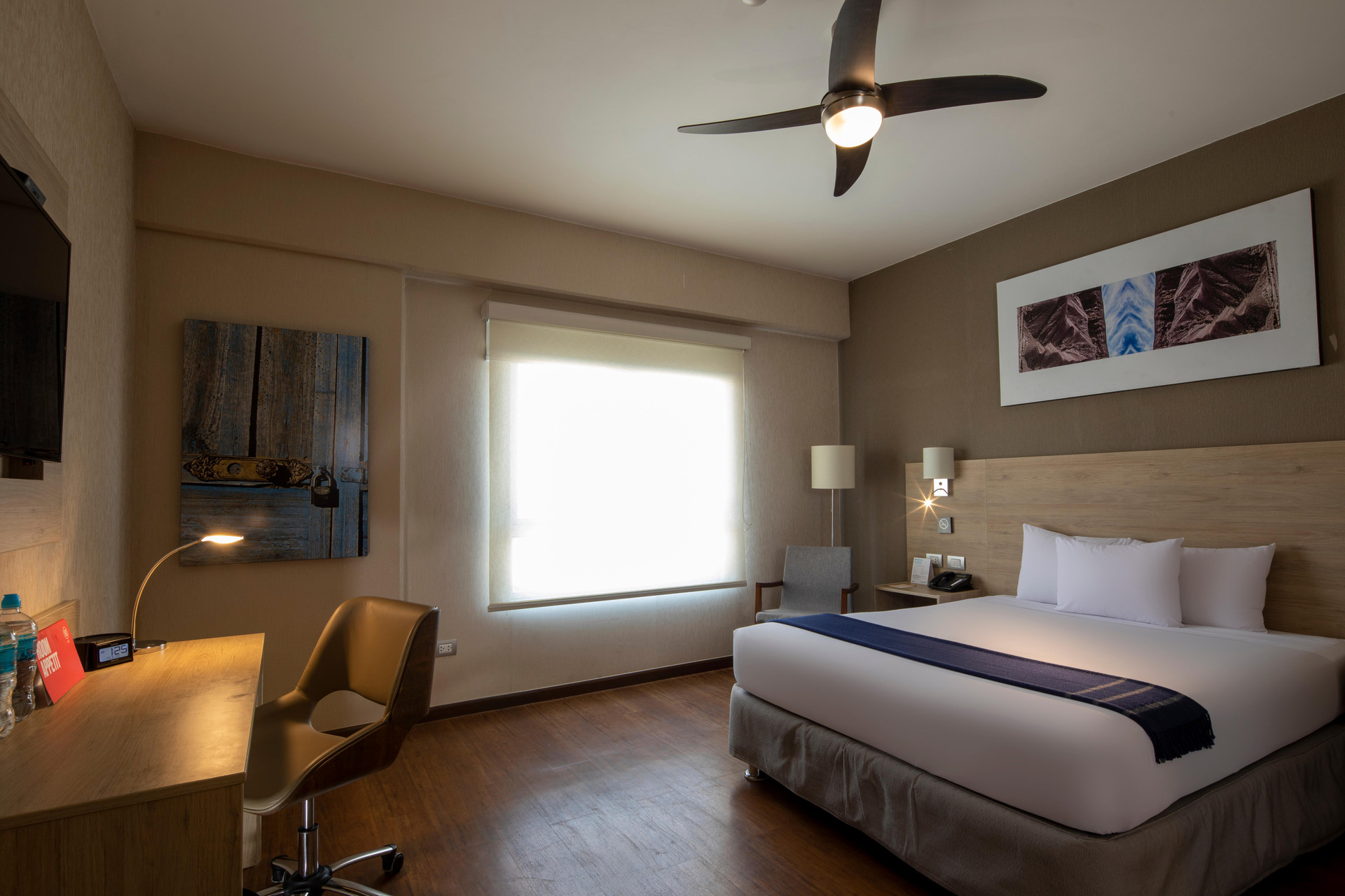 Super, Double Bed