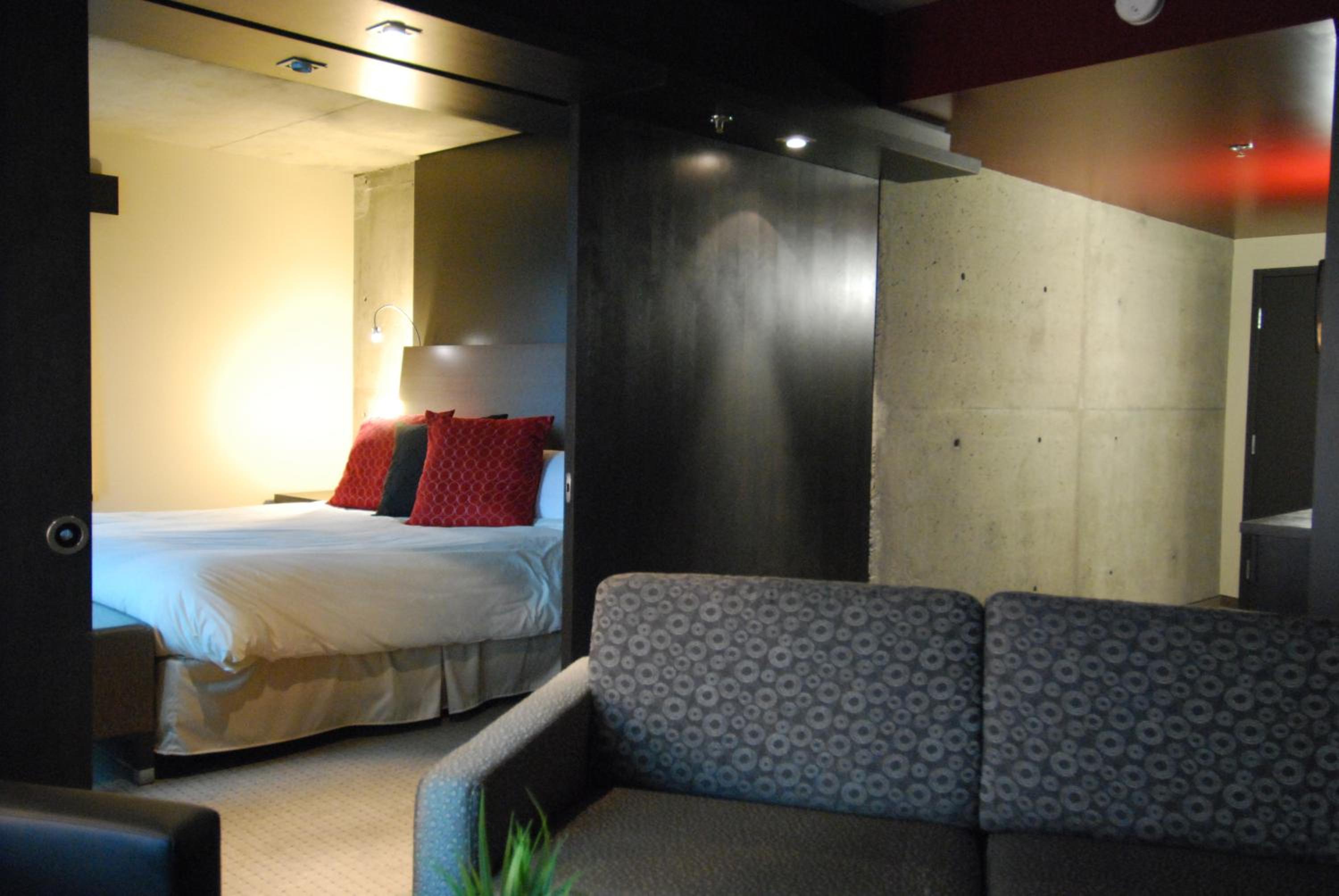 Prestige, Suite, King Bed