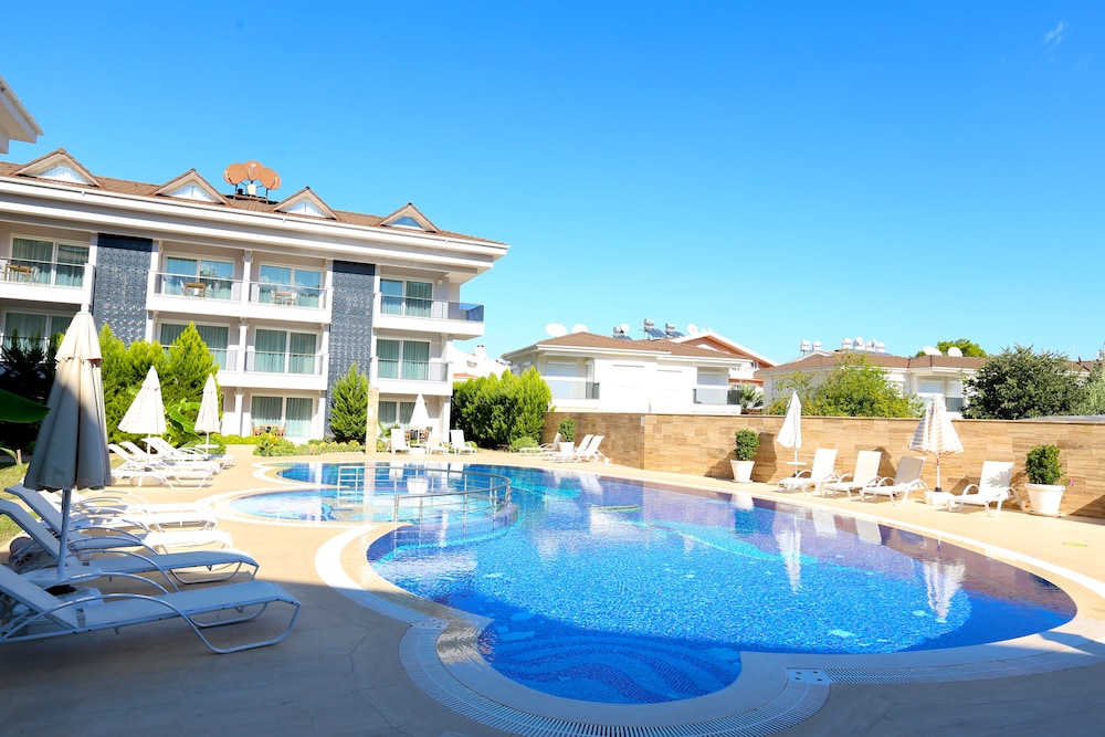 Truemar Hotels & Suites 4/50