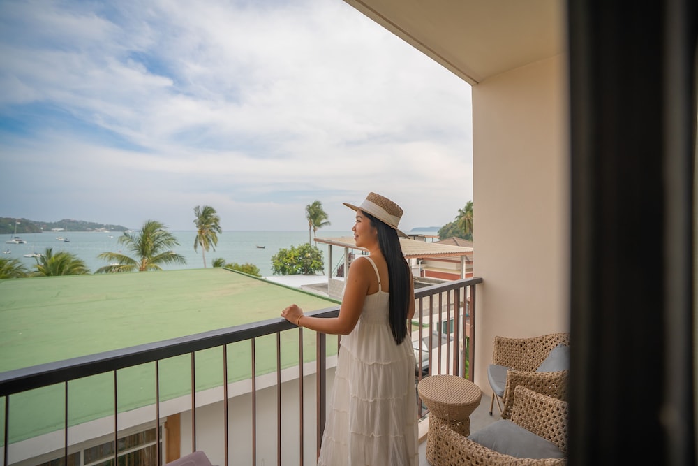 Bandara Beach Resort, Phuket 46/74