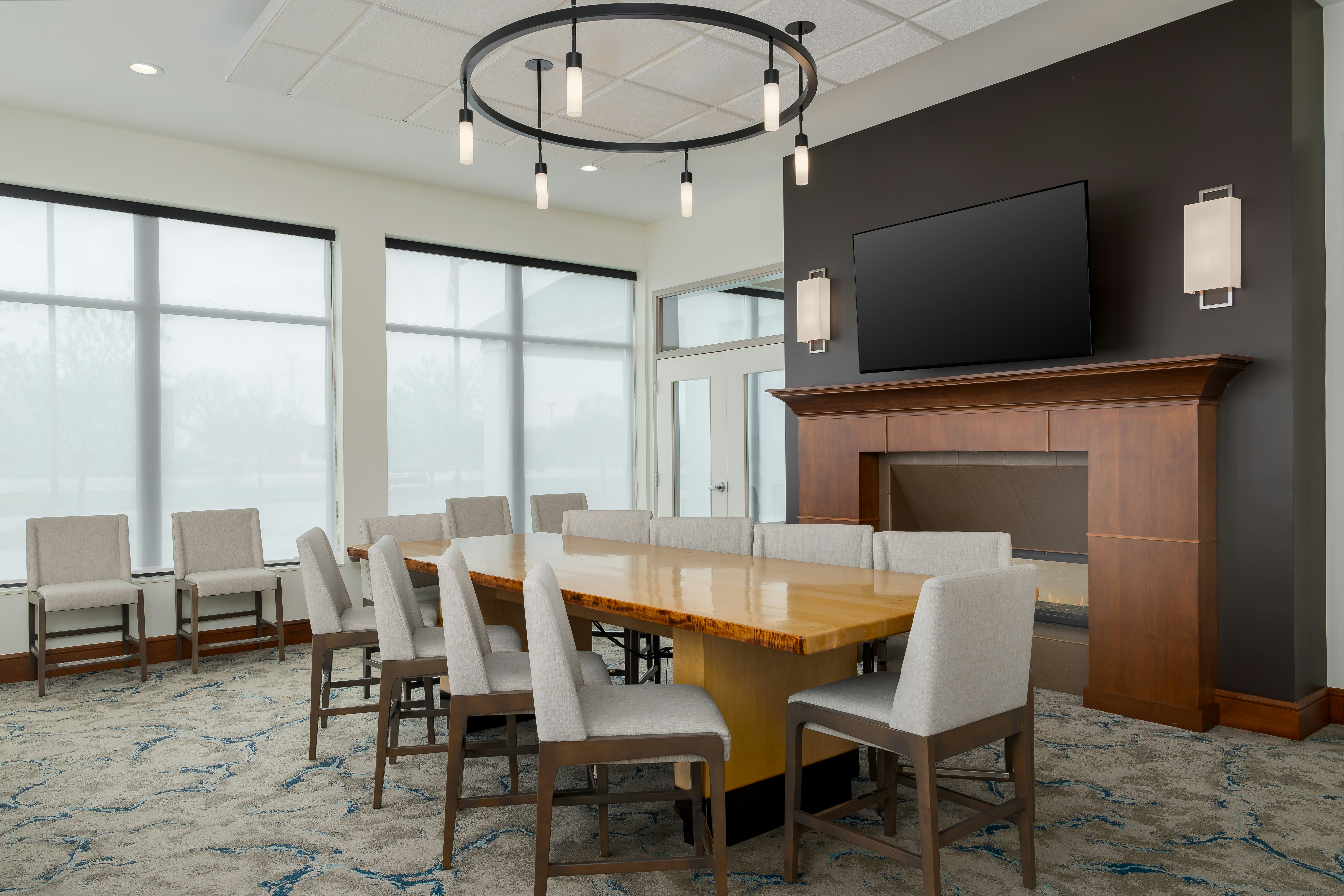 Hilton Garden Inn Cincinnati/West Chester 74/81