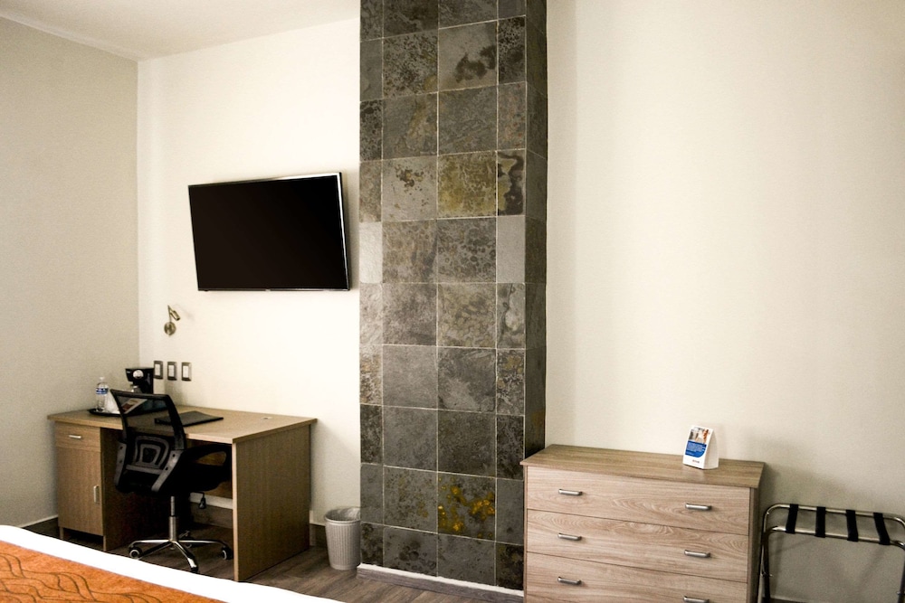 Comfort Inn Irapuato, GUA 39/43